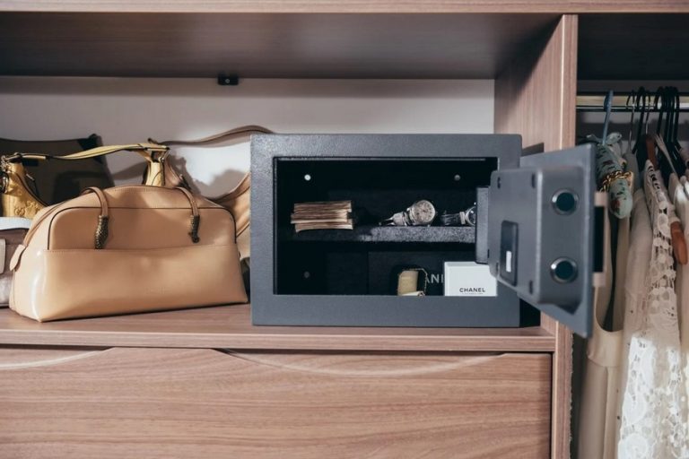 Extensive Guide To Purchasing a Standard Home Safe Wabor